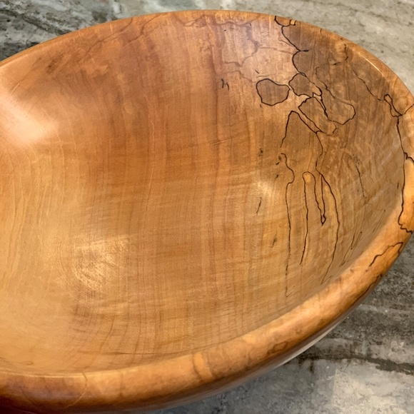Beautiful Spalted Maple Carved Bowl. New! - Picture 3 of 14